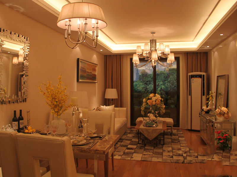 中海万锦城二期 loft复式风格 租到赚到 近地铁口